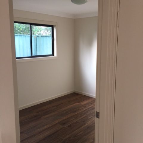 **Up to two weeks rent free! - Photo 1