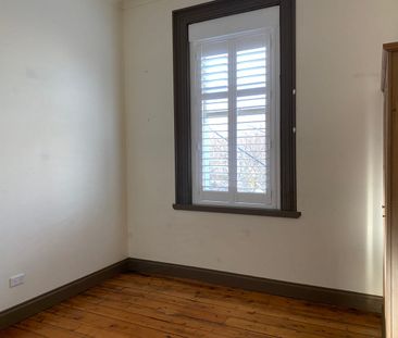 ALL ABOUT LOCATION - Photo 1