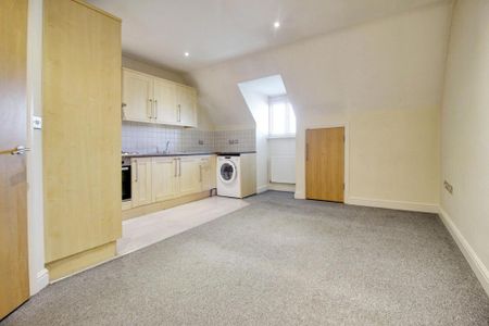 1 bedroom apartment to rent - Photo 3