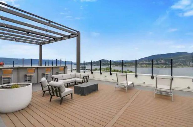 9th floor at Brooklyn on Bernard! - Photo 1