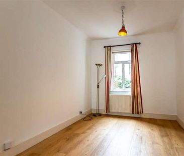 Sterne Street, Shepherd's Bush, W12 - Photo 3
