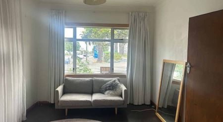 modern central - Photo 5