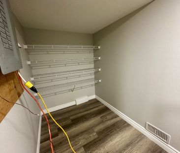 For Lease - 9 Garnet Road Unit# Lower, Brantford, Ontario - Photo 4