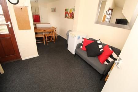 Dunkirk Road, Dunkirk, Nottingham, NG7 - Photo 1