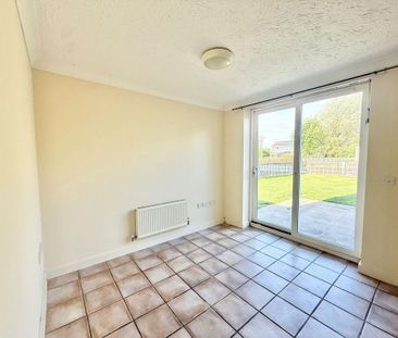 2 bedroom semi-detached house to rent - Photo 3