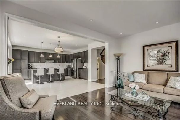 Detached Home For Lease | N9255081 - Photo 1