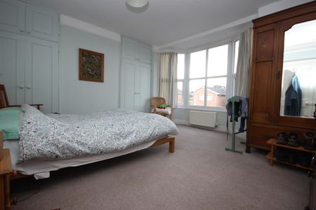 4 bed Terraced House for let - Photo 3