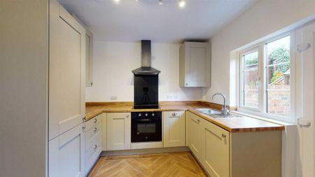 2 bedroom terraced house to rent - Photo 3