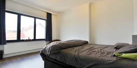 Rijwoning te huur in Sint-Truiden voor € 915 met 2 slaapkamers - Photo 2