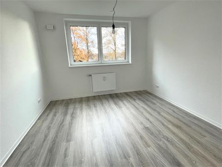 Ihr neues Zuhause wartet! 3-Zimmer-Wohnung mit EBK in Wolfsburg Vorsfelde - Photo 2