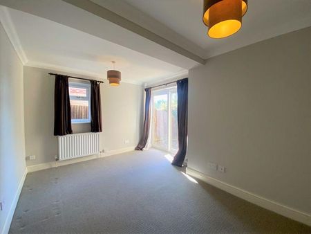 5 bedroom detached house to rent - Photo 5