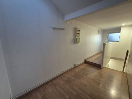 Location Appartement 2 pièces 55m² - Photo 3