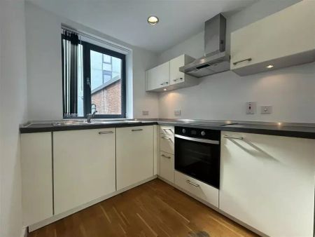 1 bedroom flat to rent - Photo 4