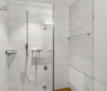 4.5 Zimmer, 111 m², 1. Stock - Photo 3