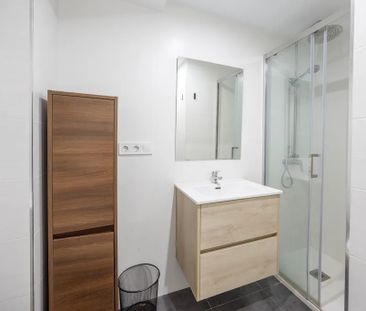 Avinguda de la Constitució, Valencia, Valencian Community 46019 - Photo 6