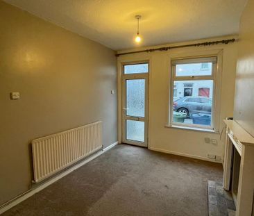 2 bedroom house to rent - Photo 2