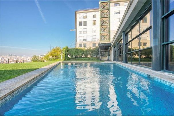 Apartamento T5 em Lisboa - Photo 1