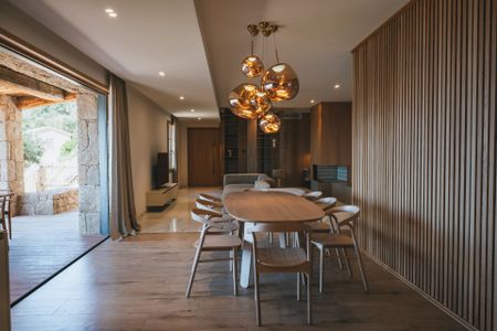 Rental House Ajaccio 6 Rooms 200 m² - Photo 2