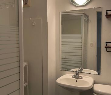 For Lease - 23 Pineway Blvd Boulevard Unit# Bsmt Suite A, Toronto, ... - Photo 1
