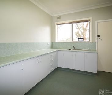 FAMILY HOME IN RURAL SURROUNDS - Photo 4