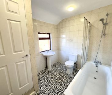 2 bedroom terraced house to rent - Photo 6