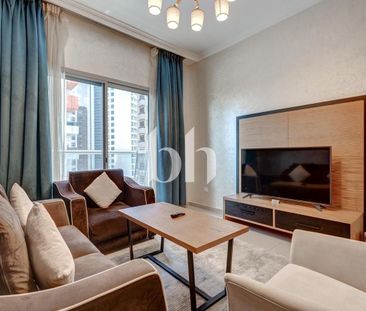 Near to Train Station | Fully Furnished |Ready Now - Photo 1