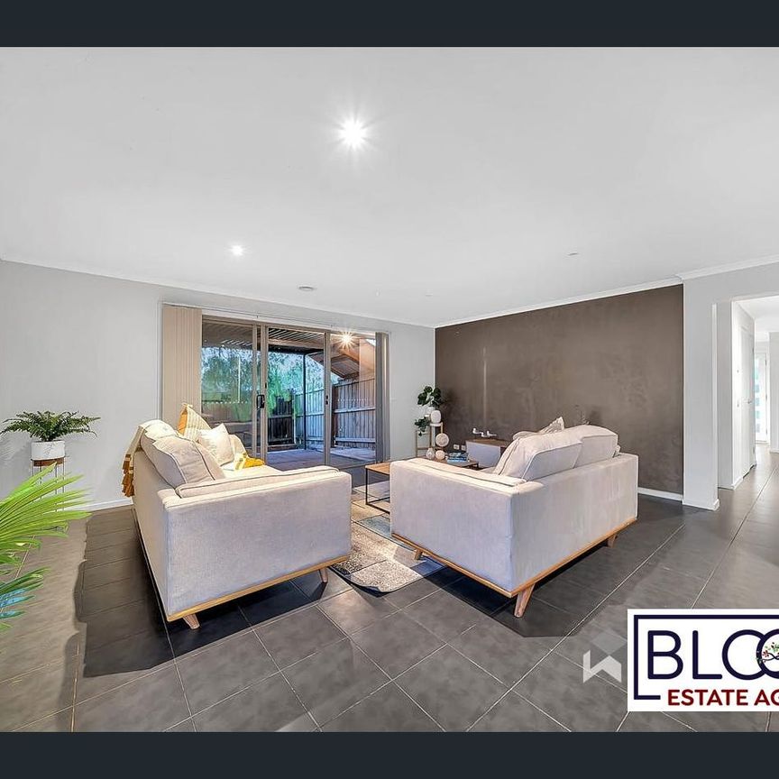 A lovely family home conveniently located close to all essential amenities - Photo 1