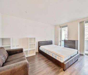 Studio to rent - Photo 4