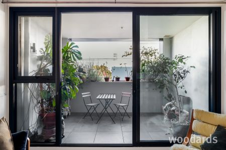 UNIQUE APARTMENT! - Photo 3