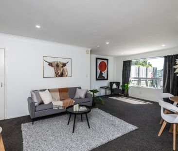 198A Helston Road, Paparangi - Photo 2