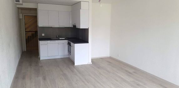 Joli studio au 2ème étage situé au coeur de Boudry - Photo 2