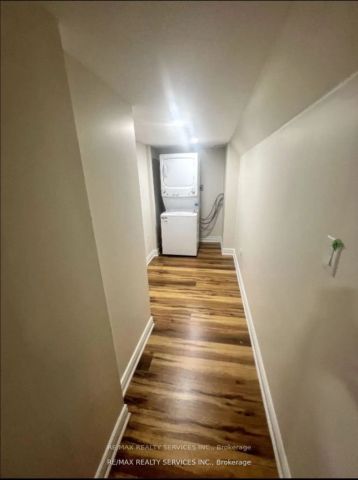 18 Treegrove Crescent #Bsmt - Photo 5