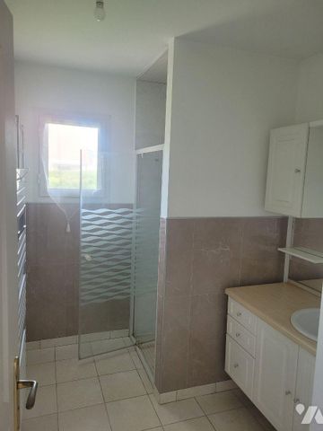 Maison à louer à Eu (76260) Maison d'habitation comprenant : Au rez-de -chaussée : entr... - Photo 5