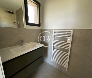 Location Maison 5 pièces 104m² TOULON 83100 - Photo 5