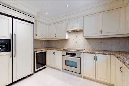 For Lease - 502 Palmer Avenue Unit# Upper 2 Bedrooms, Richmond Hill, Ontario - Photo 2