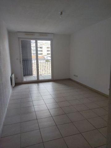 Location Appartement 1 pièce 24m² SETE 34200 - Photo 5
