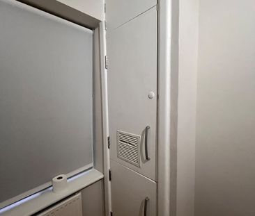 Room in a Shared Flat, Thanet Lodge, NW2 - Photo 1