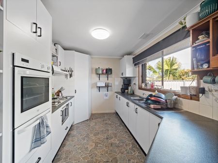 19 The Avenue Morwell VIC - Photo 4