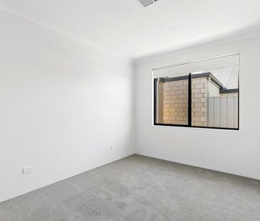 Spacious & Stylish Brand New 5x2 Family Home in Prime Pinjarra Loca... - Photo 3