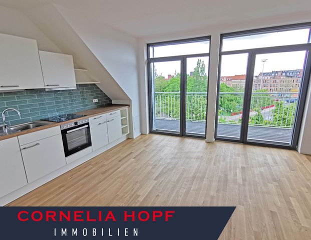 #traumhaft Wohnen#Dachgeschoss#3-Raum#WG geeignet#Altbau#Einbauküche#modernes Bad#Balkon#Innenstadtlage#Bahnhofsnähe - Foto 1