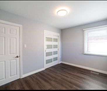 For Lease - 380 East 19th Street, Hamilton, Ontario - Photo 6