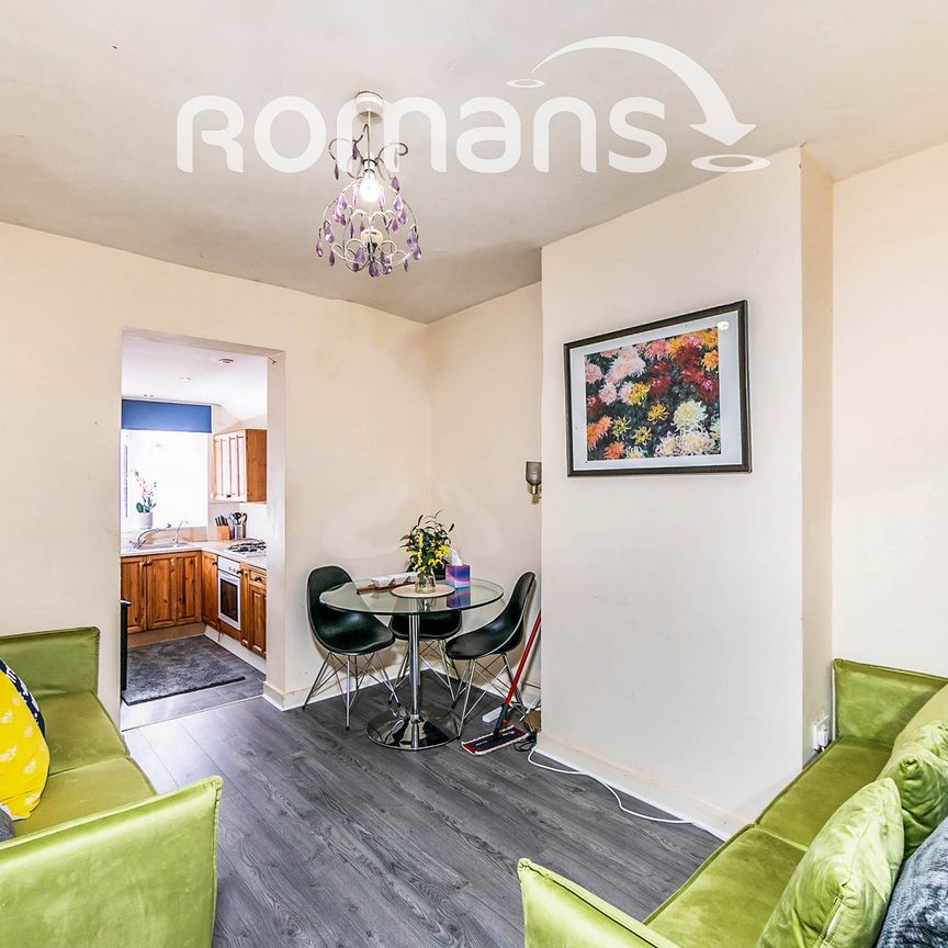 3 bedroom apartment to rent - Photo 1