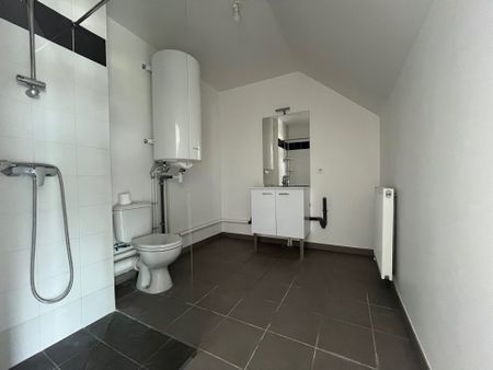 Location Appartement 1 pièce 43m² HONFLEUR 14600 - Photo 2