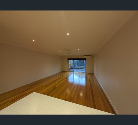 2/91 Flinders Street, Thornbury, Vic 3071 - Photo 1