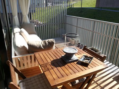 befristete Möblierte 2.5-Zimmer-Wohnung mit Balkon in Jona - Foto 4