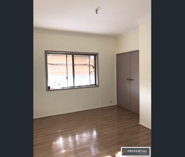 1/53 Saywell Road, Macquarie Fields, NSW 2564 - Photo 2