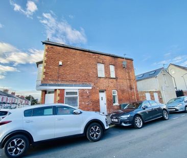 Cora Street, BARRY - Photo 4