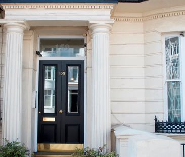 Studio Flat, Gloucester Terrace, W2 - Photo 2