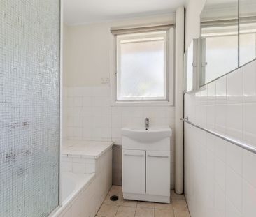 15a Hayley Street, Ainslie - Photo 4
