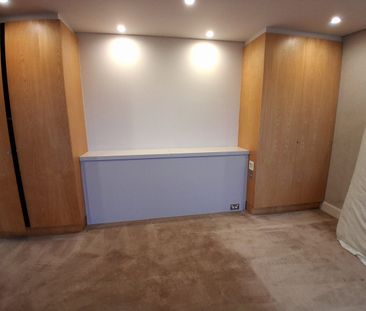 BAY VIEW APARTMENT AVAILABLE NOW | 6–12 MONTH LEASE | PARTIALLY FURNISHED - Photo 5
